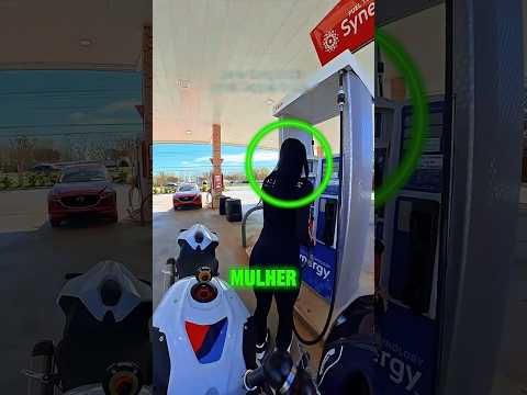 Ele tentou se GABAR para a própria dona da MOTO!