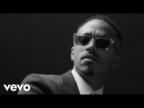 October London - Momma (Official Visualizer) ft. Snoop Dogg