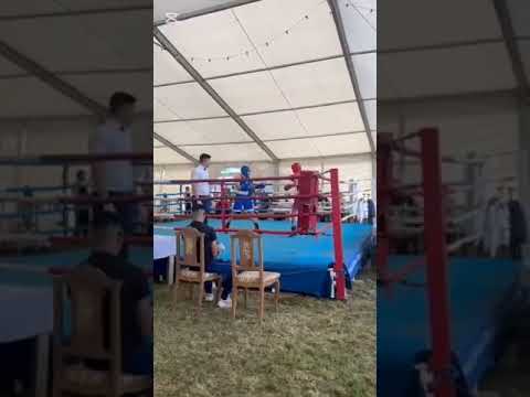 Pugiliștii arădeni Cristian Ofrim și Alexandru Țugui - paticipanți și câștigători la prima ediţie a competiției „Cupa Valea lui Mihai” la box
