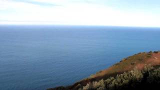 preview picture of video 'El faro de Gorliz y el monte Ermua (289 m)'