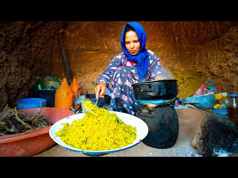 Moroccan Village Food - PRIMITIVE COOKING in Rural Morocco!! RARE Home-Cooked Amazigh Food!