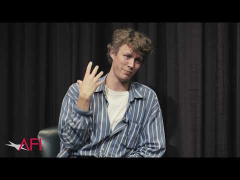 Thumbnail of the video: Halfdan Ullmann Tøndell on ARMAND