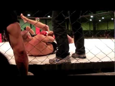 Leandro Frois (Alliance MR/Porão da Luta/Draggo Team) x Dimitry Zebroski (Sombra Team)