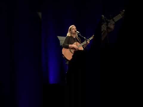 Grapefruit - Julia Engelmann - Berlin 2016