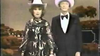 Andy Gibb Dean Martin Christmas Special   3 of 6