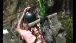 preview picture of video 'Miniclip Canopy Margarita en Selva Amazónica Ecuador'