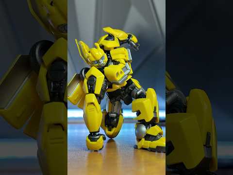Bumblebee Assembly in Stop Motion #stopmotion #blokees #blokeestransformers