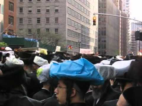 Satmar event - Chol Hamoed Pesach - 5