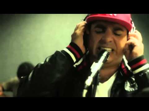 Un Beso - Karly Way & Oveja (Vídeo Oficial) HD