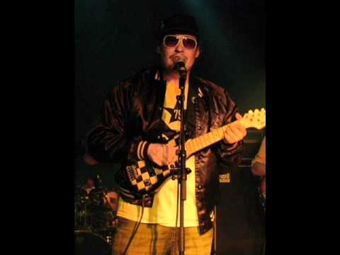 Johnny den Artiest - Smokkelaar op mijne vlo