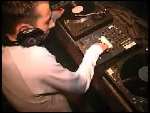 nostalgie: DJ Punisher @ Moonbass 26-12-2002