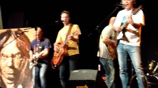 Wooden Ships (Crosby Stills & Nash) by Dangerbyrds - live at Neil Young Day 2014