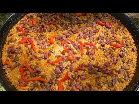 Paella de presa ibérica, pollo, chorizo y jamón