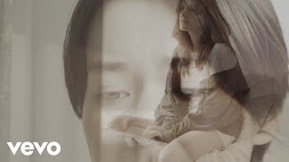 Katie Gavin – “As Good As It Gets” (feat. Mitski)