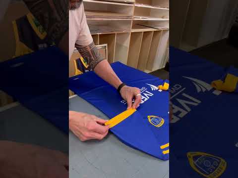 How to frame a football shirt. Gaelic football  This is my hack for the sleeves. Picture framing