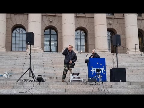 Juju ja Jones ft. Jontti ja Timo Kotipoltto (Eduskuntatalo Live)