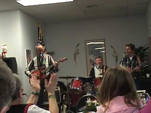 Cool Waters Band in the Wilbur Senior Center 27