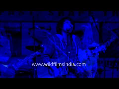 Red Light Passengers - One Day (Live at Tibetan Freedom Concert 2014)