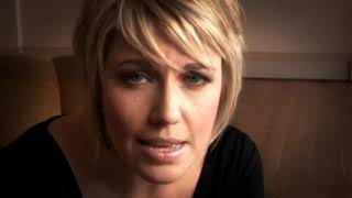 Melinda Schneider - Stronger