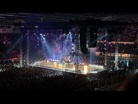Kabát: Stará Lou [Live @ Zimní stadion Olomouc, Olomouc, 19.11.2022] 4K