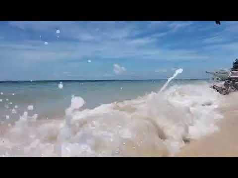 Relaxing sound of the sea waves