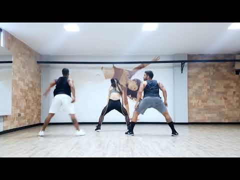 PARANGOLÉ BUMBUM CARENTE   Coreografia V2D BRASIL