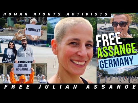 #FreeAssange #PinkFloyd #Flashmob Freiheit für Julian Assange! (human rights activists)