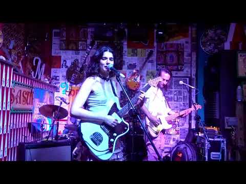 A Void - Stepping on Snails (Live @ 20th Century Speedway, Folkestone - 17th October 2025)