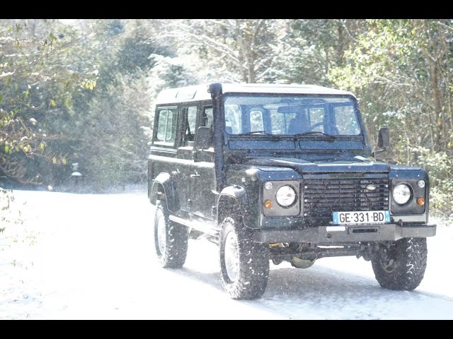 1998 Land Rover Defender 110 Station Wagon - Image 102
