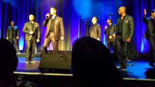 Straight No Chaser - All About That Bass (No Tenors) LIVE