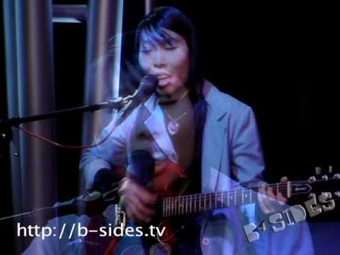 Love Like Fire perform acoustic on B-Sides on MYX