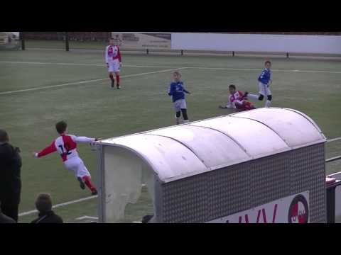 Isaiah Ahmed UVV JO-12-1 - VOP JO12-1 1ste helft (2-0) gehele 1ste helft