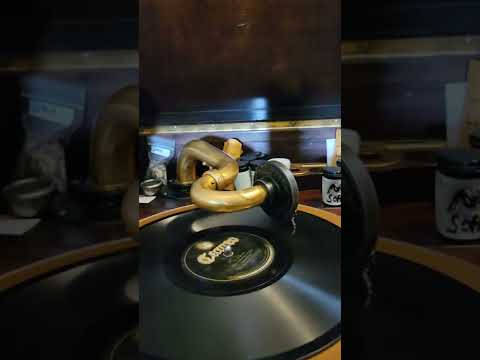 Collegiate - The University Players (Lou Gold) #749 1925