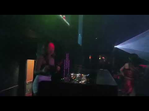 DJ Audrey june live performance di MP club Pekanbaru@heriya FAMILY channel