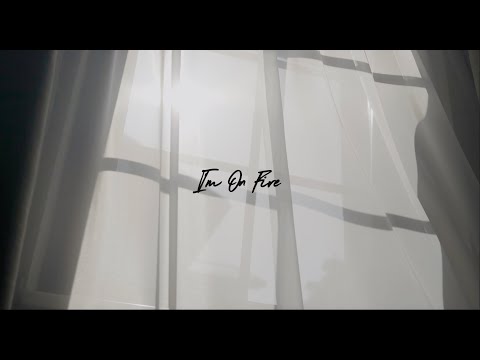 Laura Shoop - I'm On Fire (Lyric Video)