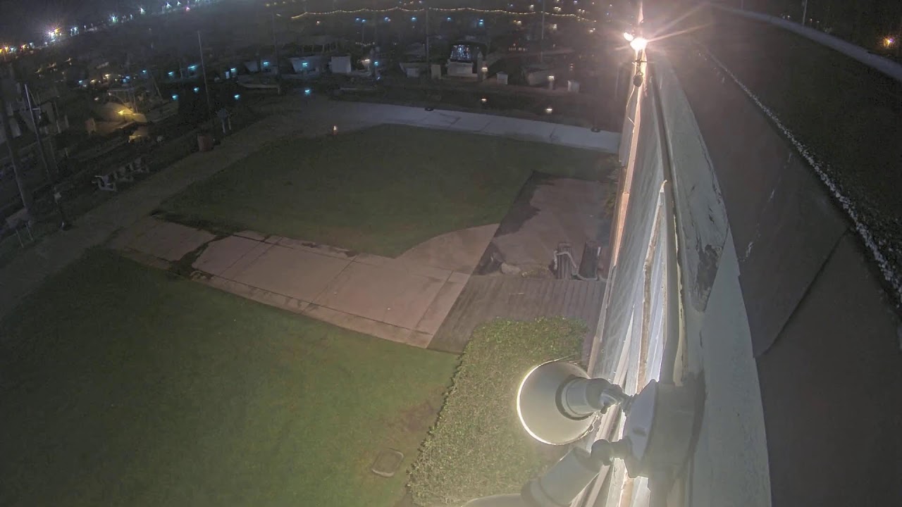 Live webcam view of Marine Emporium Landing