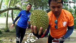 preview picture of video 'Team GLC BSRE Bridgestone, 14 Juli 2018 (Gowes Berburu Durian Runtuh Tok Dalang)'