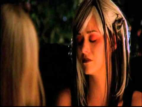 One Tree Hill - 304 - Ellie & Peyton - [Lk49]
