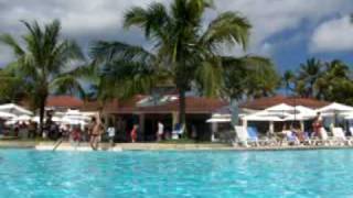 preview picture of video 'Panorama da Piscina do Resort Breezes - Costa do Sauípe - Bahia, Brasil'