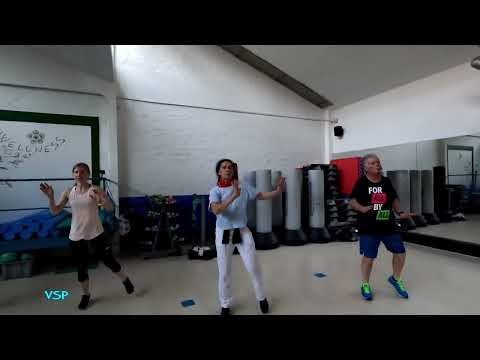 18 5 2022 merengue battle Zumba con Nastasia