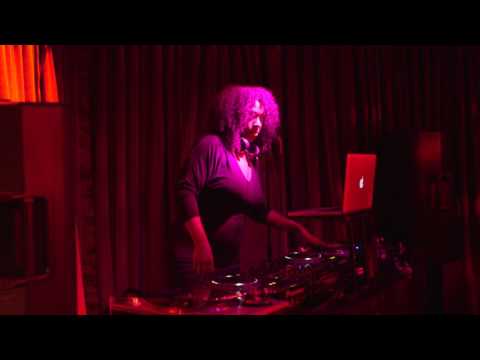 Fania Presents: Armada Fania DJ Sets - Nina Azucar