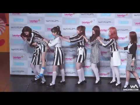 sujeong carrying yein on her back