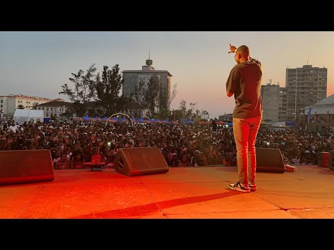 Denilson LA - performance no Festival o Sonho.