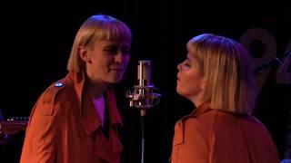 Lucius Performs Born Again Teen at 94/7 Sessions