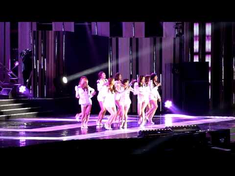 111003 Hallyu Dream Concert at Gyeongju - SNSD- Hoot