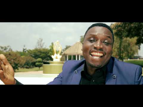 Duharanire kuba intwari by Danny Vumbi