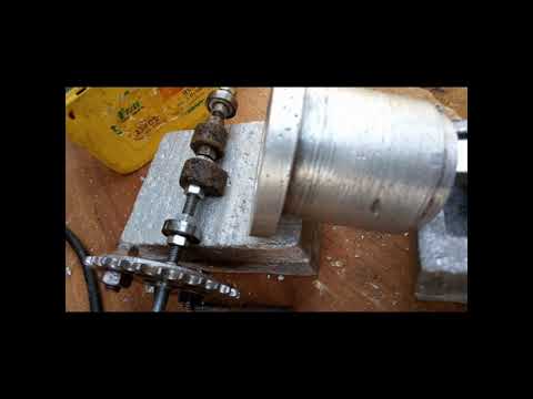 Homemade four stroke engine from soda cans part 1.