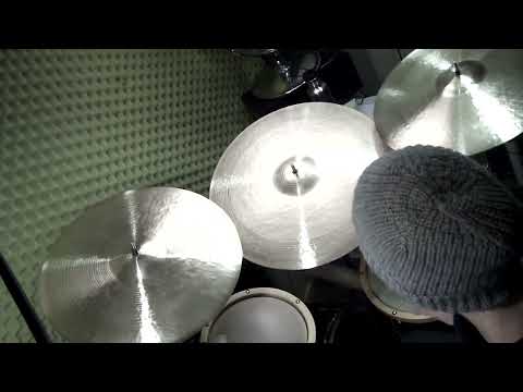 Kontroversial Cymbal Set - 22, 2226g; 20, 1729g; 19, 1672g & 14 Hats, 1087g & 977g.