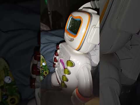 I Bring Playskool Alphie robot
