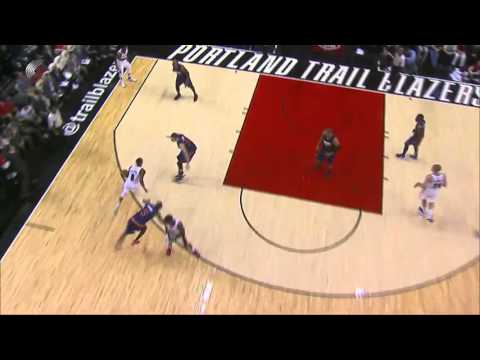 Damian Lillard's high speed against Suns (31/10/2015)